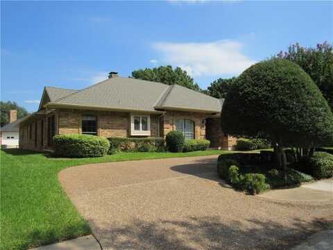 6711 Lovington Drive, Dallas, TX 75252