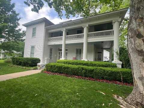 611 E Franklin Street, Hillsboro, TX 76645