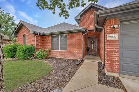 2909 Chisholm Trail, Corinth, TX 76210