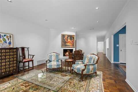 4716 Harley Avenue, Fort Worth, TX 76107
