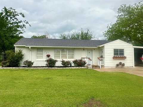 1346 Hillcrest Drive, Graham, TX 76450