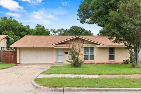 145 Price Drive, Lewisville, TX 75067
