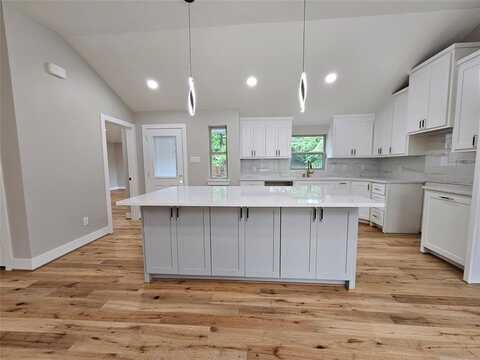 8622 Eden Valley Lane, Dallas, TX 75217