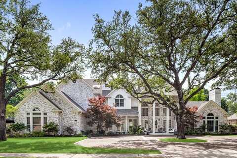 2209 Colonial Drive, Plano, TX 75093