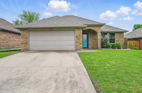 305 Timbercreek Court, Princeton, TX 75407