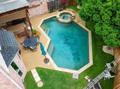 6704 Patrick Lane, Plano, TX 75024