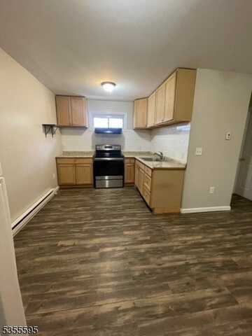 162 Main St, Ogdensburg, NJ 07439