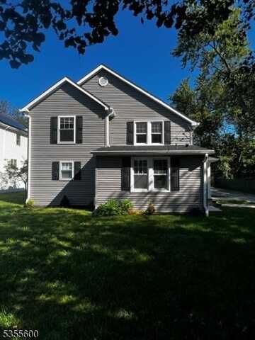 30 Gregory Ave, Morris, NJ 07950