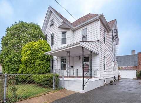 3 Myrtle Ave, Dover, NJ 07801
