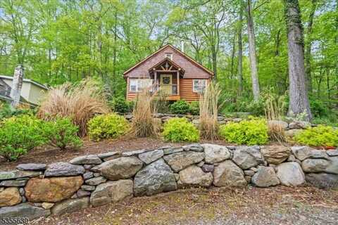 69 Terra Cotta Rd, West Milford, NJ 07421