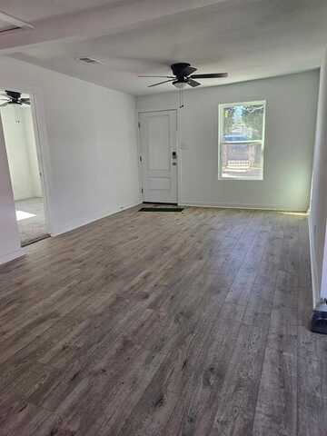 2426 S TYLER, Dallas, TX 75224