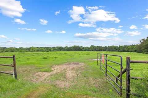3708 FM 2645, Savoy, TX 75479