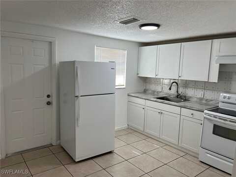286 Lowell Avenue, North Fort Myers, FL 33917