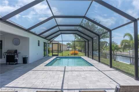 3318 SW 8th Place, Cape Coral, FL 33914