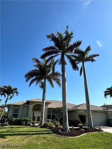 2724 SW 53rd Lane, Cape Coral, FL 33914