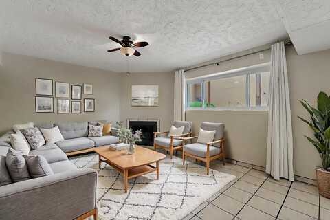 3867 MONTGOMERY Boulevard NE, Albuquerque, NM 87109