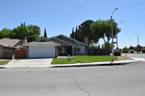 44002 W 32nd Street, Lancaster, CA 93536