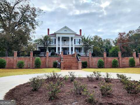 85 Lakeview, Byron, GA 31008