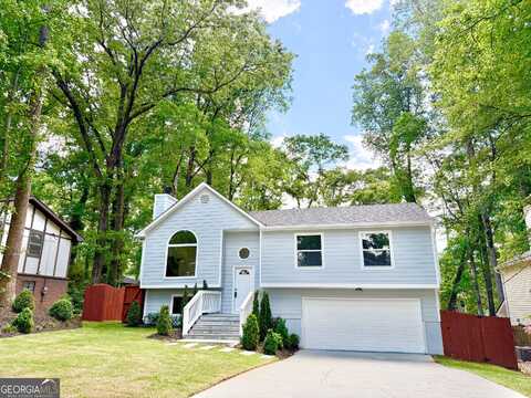 8399 Lake, Snellville, GA 30039