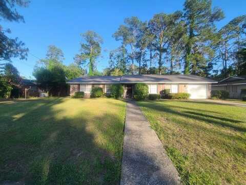 162 Fairway Oaks Drive, Brunswick, GA 31525