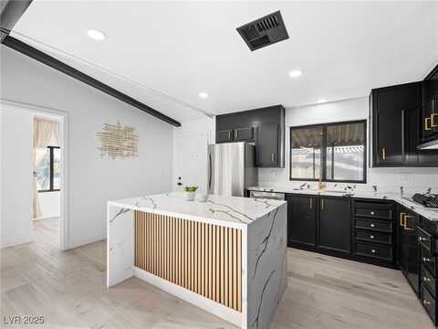3532 Isle Royale Drive, Las Vegas, NV 89122