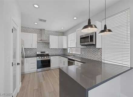 1838 Thunder Mountain Drive, Henderson, NV 89012