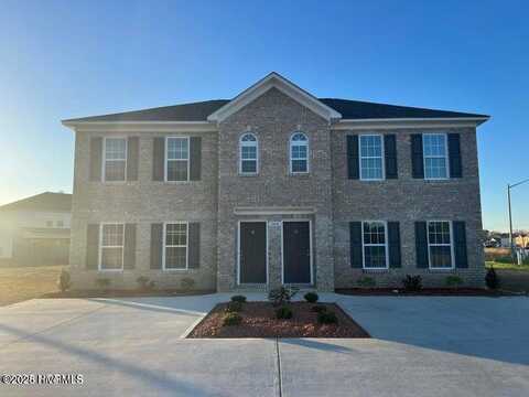 312 S Pointe Drive, Winterville, NC 28590