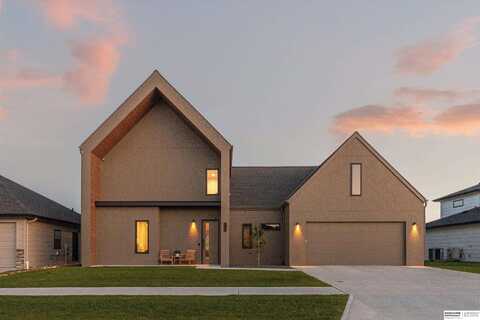 28443 Laurel Circle, Valley, NE 68064