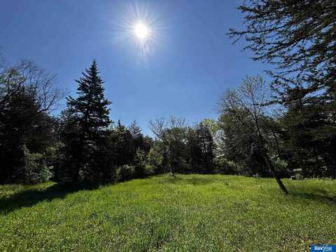 6900 Mockingbird Lane E, Lincoln, NE 68512