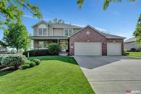 6851 Shadow Ridge Road, Lincoln, NE 68512