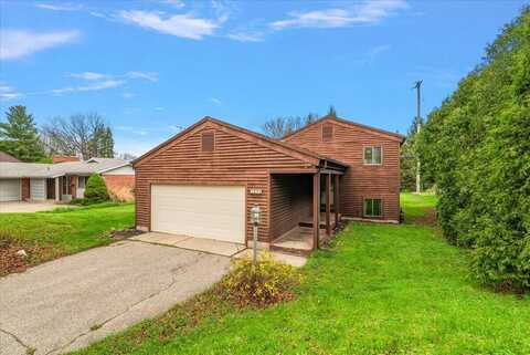 1833 Lake Michigan Drive NW, Grand Rapids, MI 49504