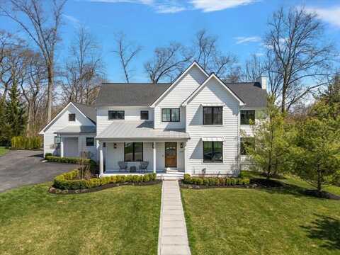 215 Hadsell Drive, Bloomfield Hills, MI 48302
