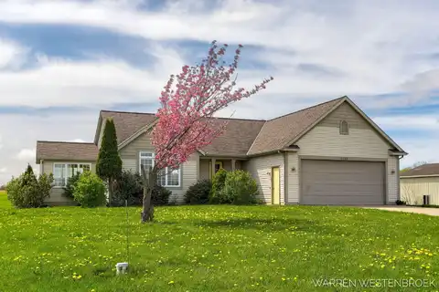11069 Quincy, Zeeland, MI 49464