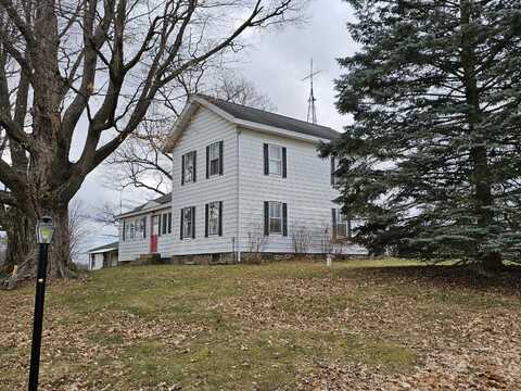 66598 Territorial Road, Lawrence, MI 49064