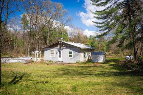 5110 Russell Road, Twin Lake, MI 49457