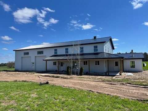 5195 Chief Road, Brethren, MI 49619