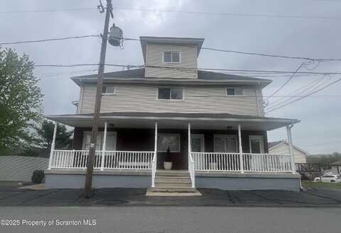 9-15 Line Street, Throop, PA 18447