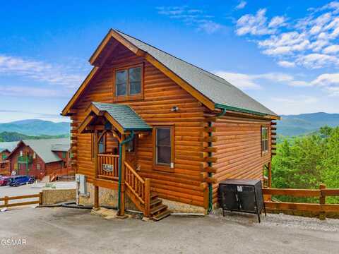 3105 Lakeview Lodge Drive, Sevierville, TN 37862