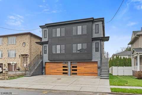 212 E Harriet Ave, Palisades Park, NJ 07650