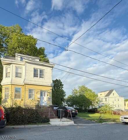 19 Astoria Pl, Union, NJ 07083