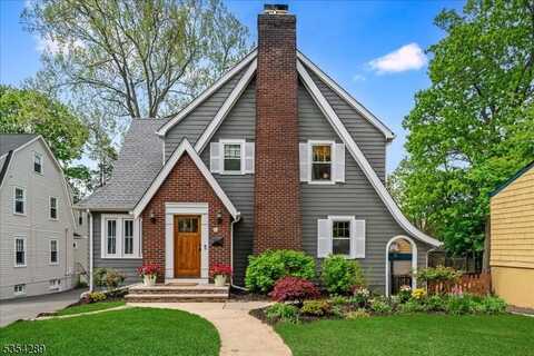 64 Southern Slope Dr, Millburn, NJ 07041