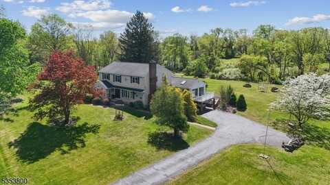 1061 Barley Sheaf Rd, Readington, NJ 08822