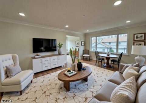 105 Chandler Ave, Roselle, NJ 07203