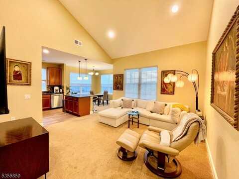 4402 Ramapo Ct, Riverdale, NJ 07457
