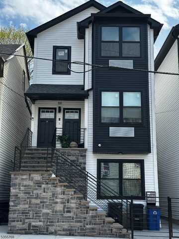 86 N 7Th St, Paterson, NJ 07522