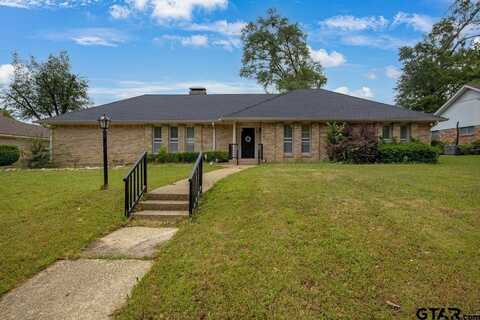 1216 Kingspark Dr, Tyler, TX 75703
