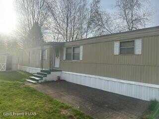 427 Japanese Maple Lane, Freeland, PA 18224