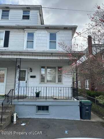 44 E Monroe Street, McAdoo, PA 18237
