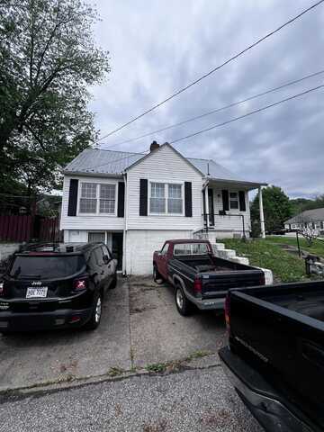2 Edgemont Drive, Gallipolis, OH 45631