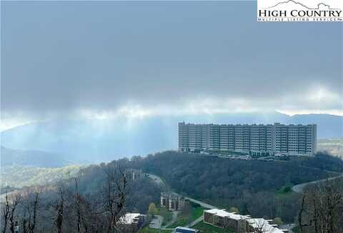 303 Sugar Top Drive, Sugar Mountain, NC 28604